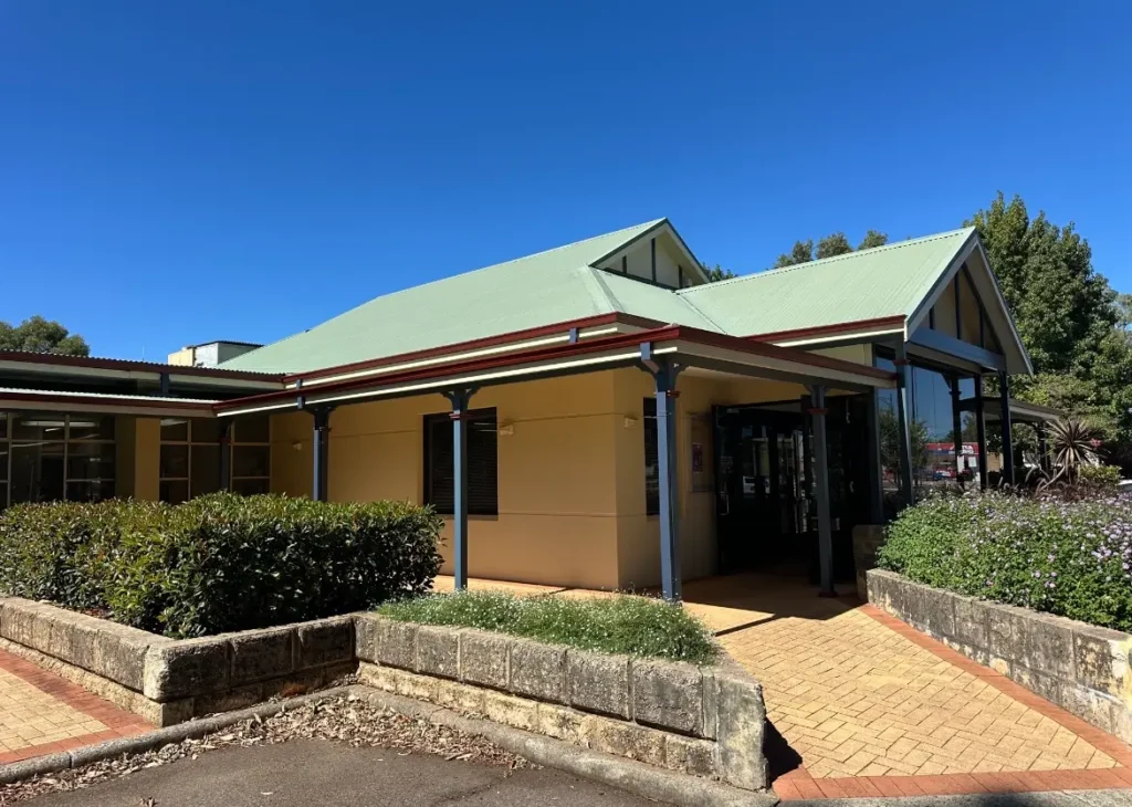 roof leak repairs mandurah